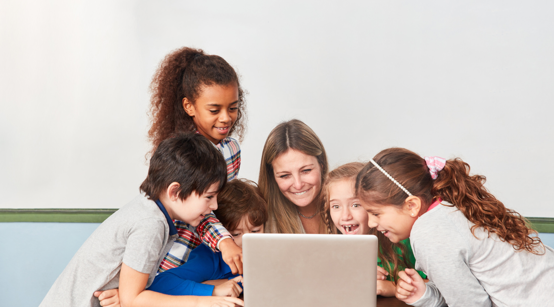 Simple Ways to Keep Kids Focused and Off Unsupervised Tech in School